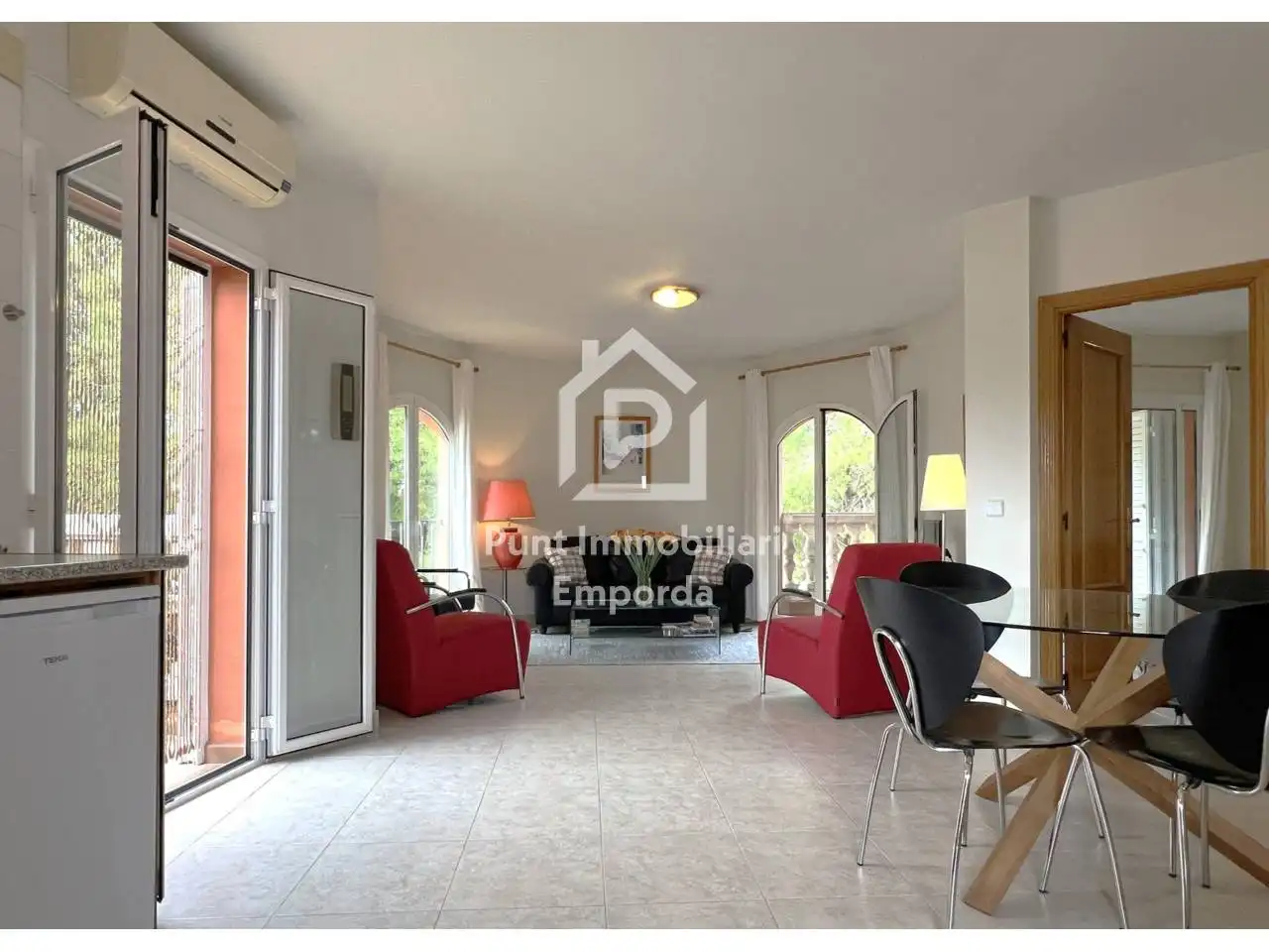 Vista exterior de Piso en venta en Torroella de Fluvià con Aire acondicionado, Terraza y Balcón