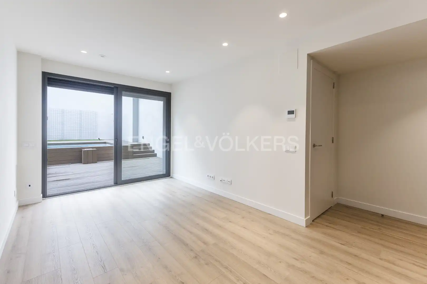 Dormitori de Apartament en venda en Barcelona amb Aire condicionat, Calefacció i Jardí privat