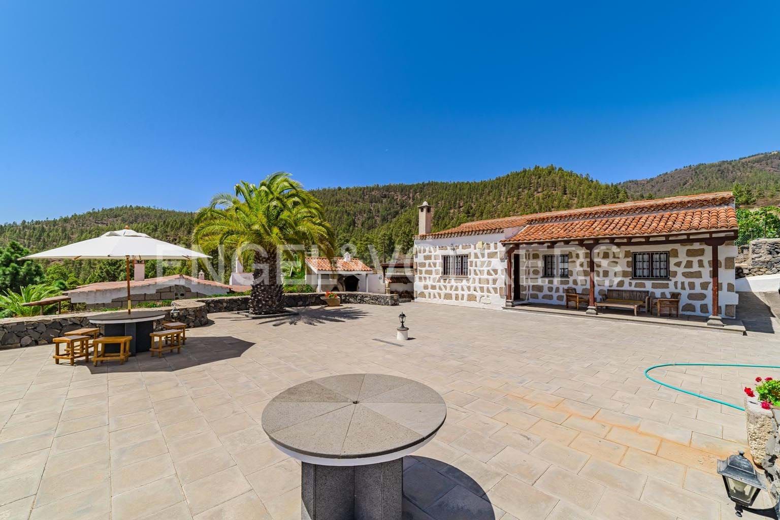 Exterior view of House or chalet for sale in Granadilla de Abona  with Air Conditioner, Terrace and Furnished