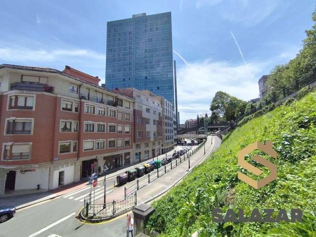 Oficina en Venta en Uribitarte Kalea en Albia