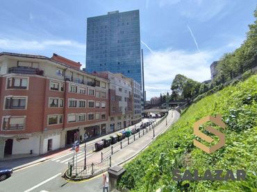 Ufficio con ascensore in vendita a Uribitarte Kalea