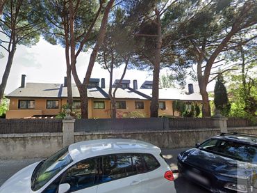 Xalet amb piscina en venda a CL ARQUITECTO A. SAN ROMA