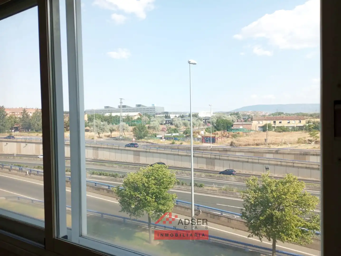 Pis en venda en  Logroño amb Calefacció, Parquet i Traster