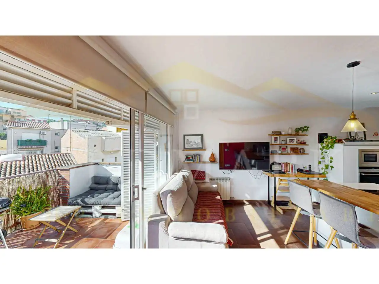 Sala de estar de Piso en venta en Sant Vicenç Dels Horts con Aire acondicionado, Calefacción y Parquet