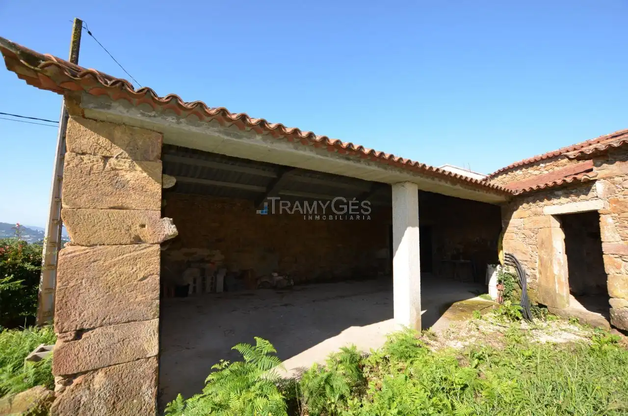 Finca rústica en venta en O Rosal   con Calefacción, Jardín privado y Terraza