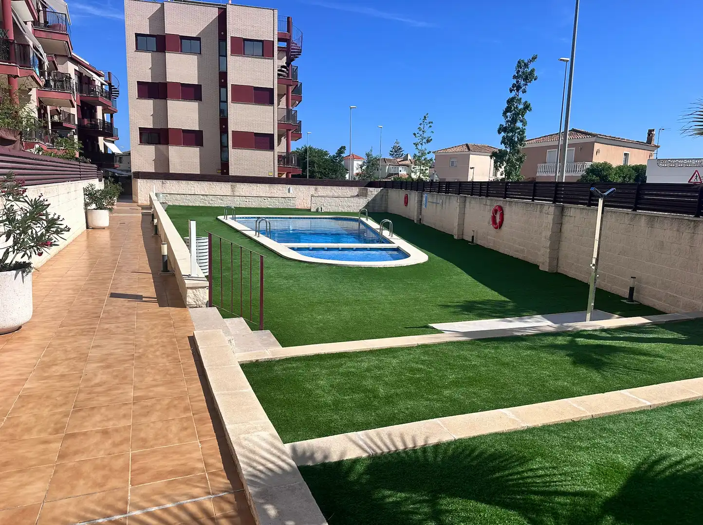 Piscina de Ático en venta en Vinaròs con Aire acondicionado, Calefacción y Jardín privado