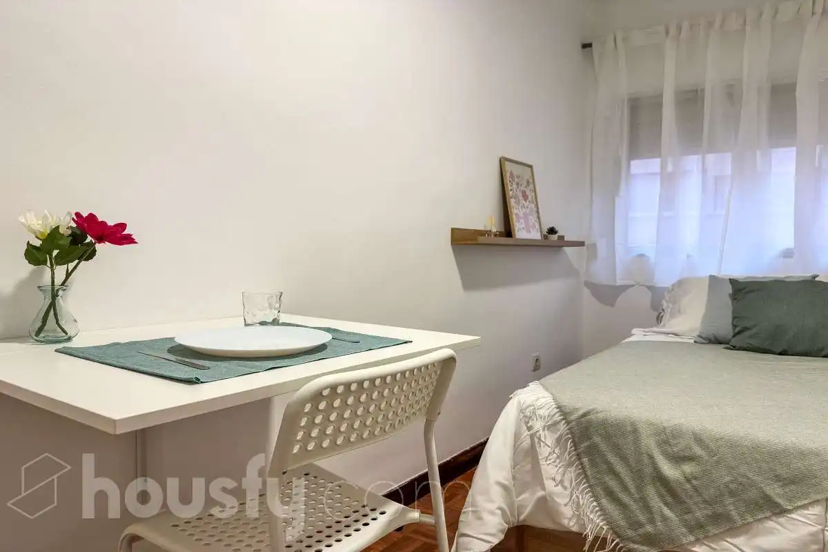Dormitori de Pis en venda en Madrid amb Terrassa