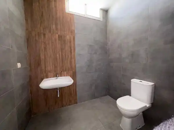 Local comercial en venta en Calle del Rey, imagen 8
