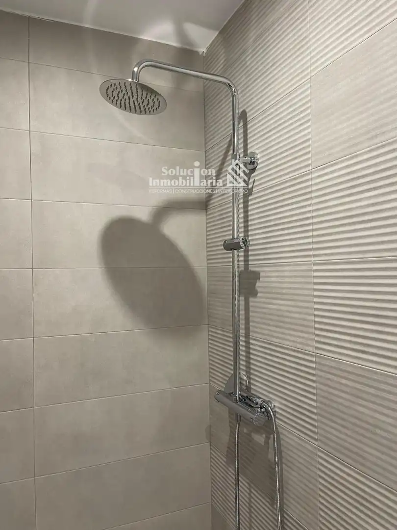 Bathroom of Flat for sale in Salamanca  with Heating