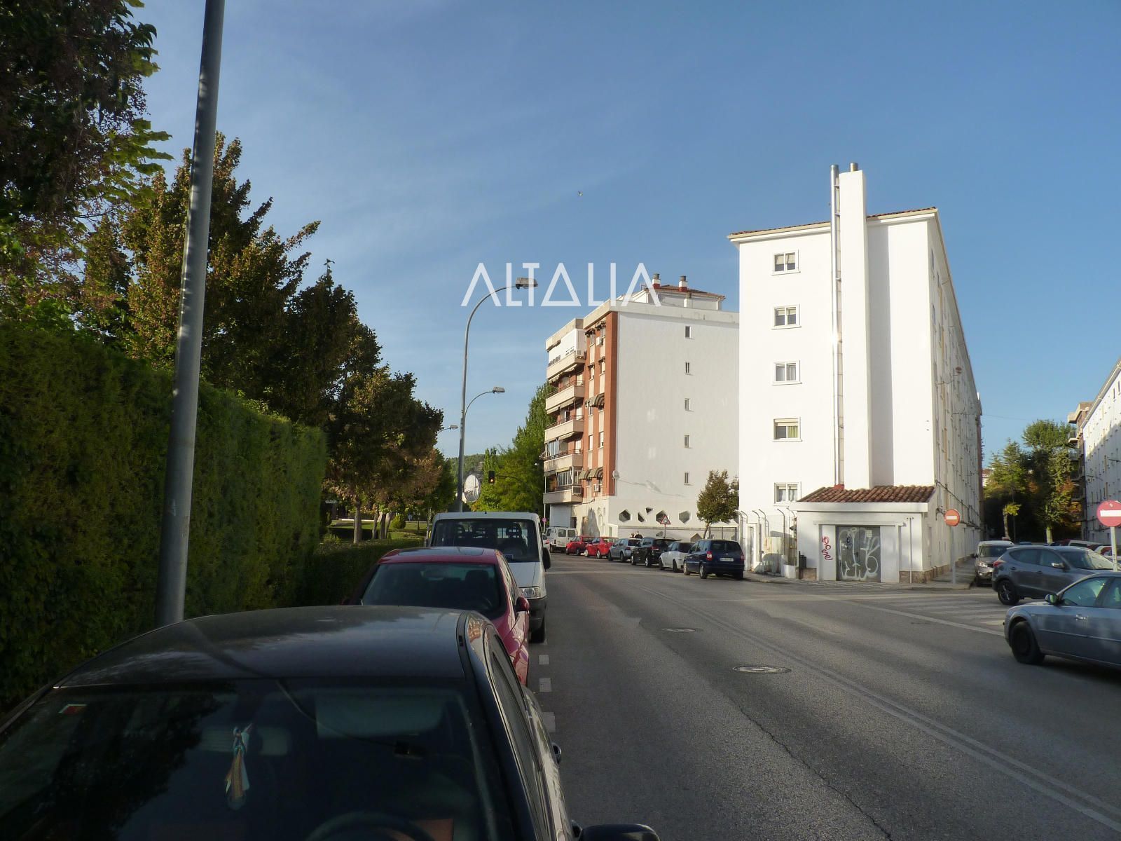Vista exterior de Pis en venda en Cuenca Capital amb Calefacció i Traster