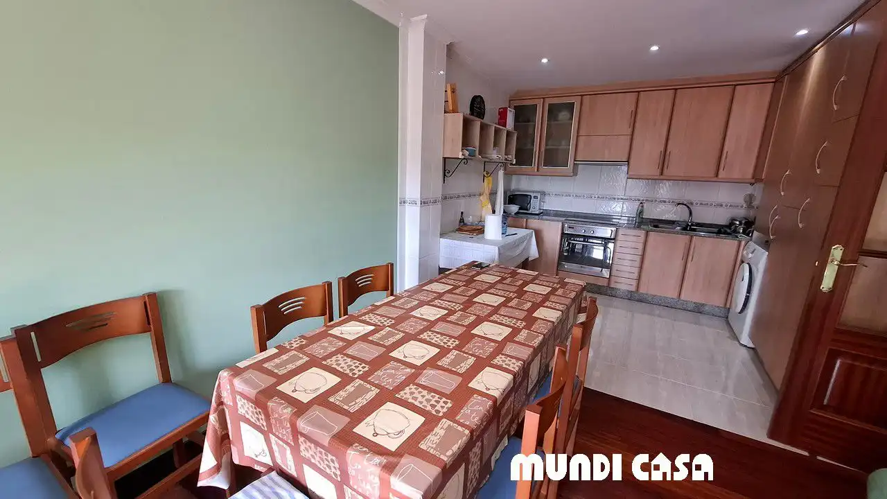 Cuina de Pis en venda en Boiro amb Traster i Balcó
