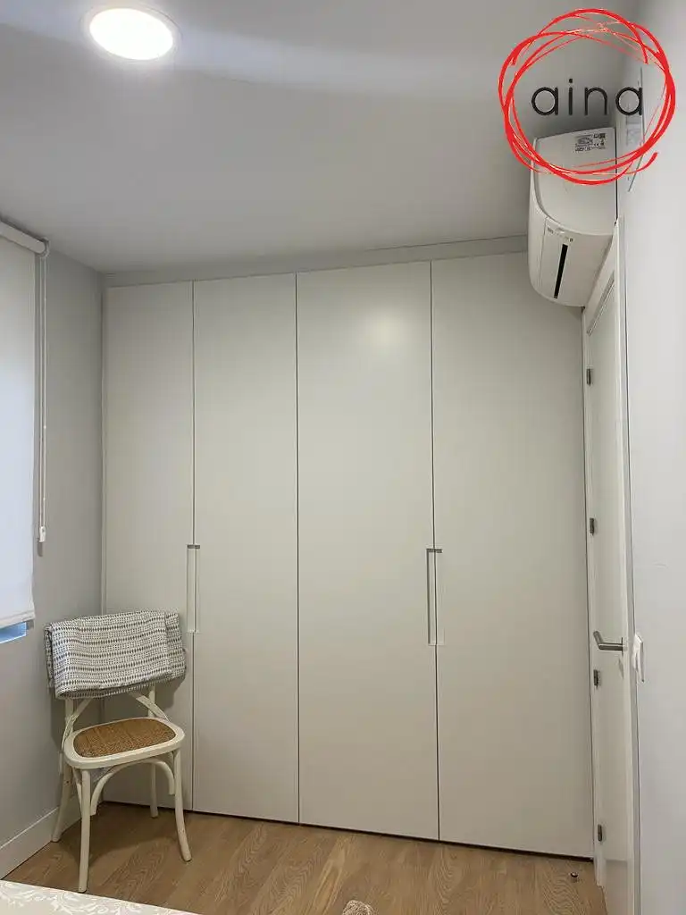 Bedroom of Flat for sale in  Pamplona / Iruña  with Air Conditioner, Furnished and Balcony