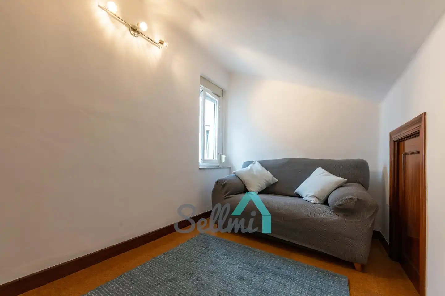 Flat for rent in De Gloria Fuertes, Masip