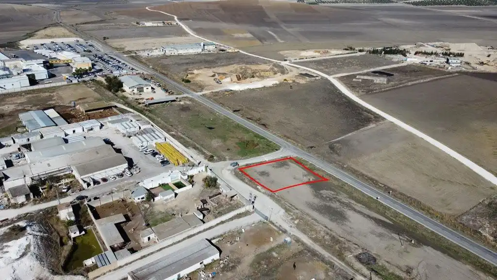 Terreny industrial en venda en Marchena