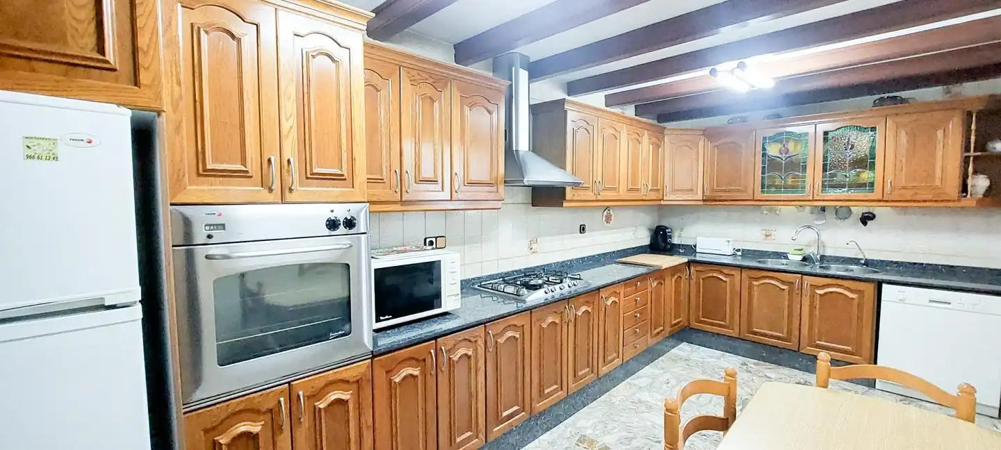 Cocina de Piso de alquiler en Elche / Elx con Amueblado y Balcón