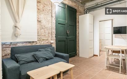 Bedroom of Flat to rent in  Barcelona Capital  with Air Conditioner, Heating and Furnished