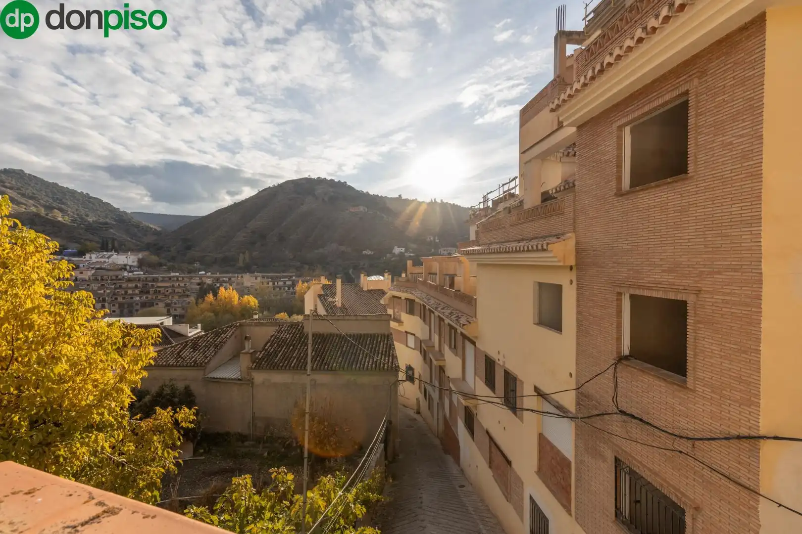 Edifici en venda a Calle Tejares, 20, Monachil pueblo