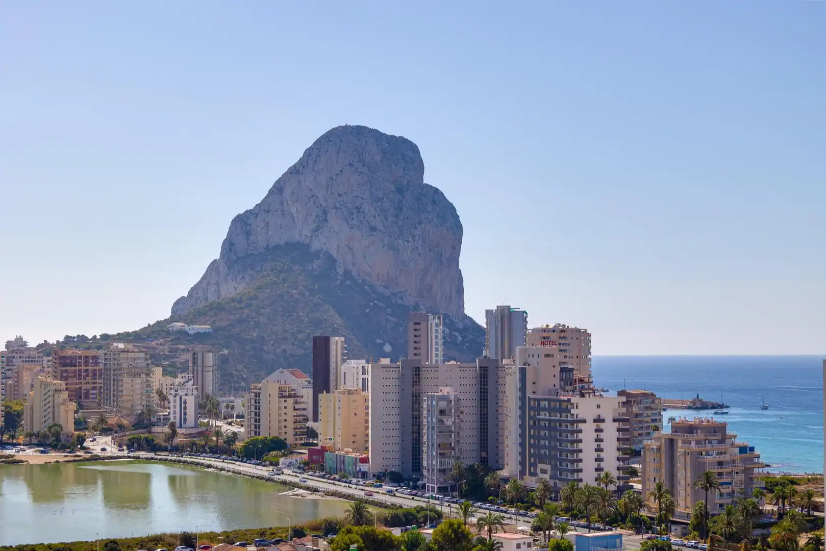Vista exterior de Apartamento en venta en Calpe / Calp con Aire acondicionado, Calefacción y Jardín privado