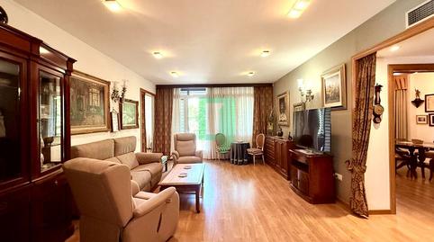 Foto 3 de Pis en venda a De Martí Pujol, Centre, Badalona