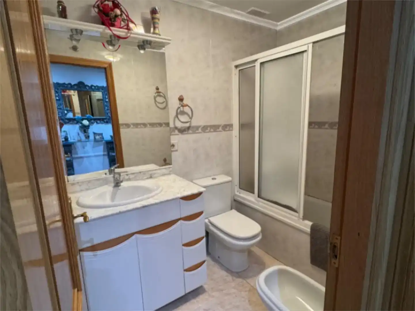 Baño de Piso en venta en Quiroga con Parquet, Trastero y Amueblado