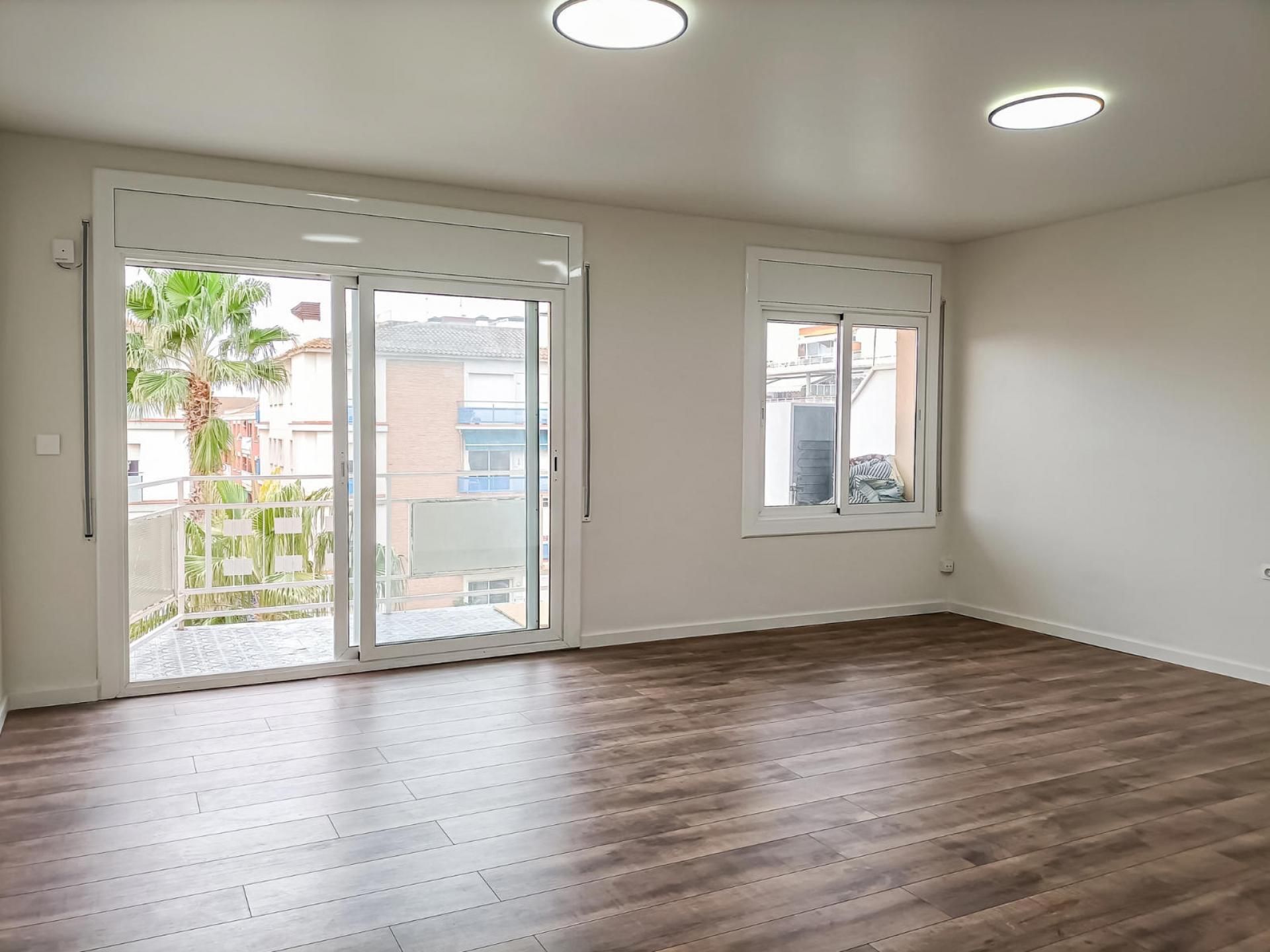Living room of Flat for sale in Pineda de Mar  with Terrace and Balcony