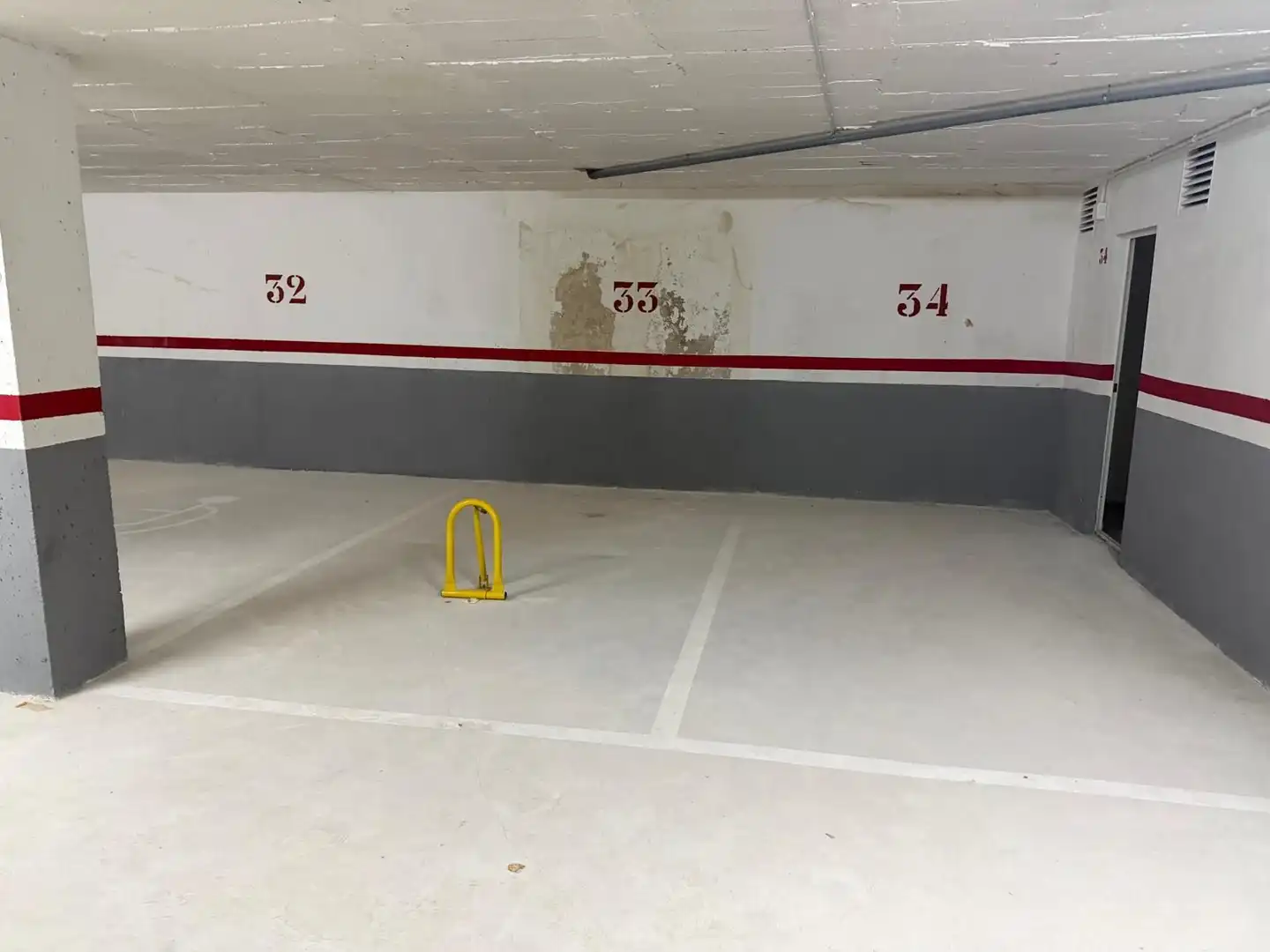 Parkplatz von Garage zum Verkauf in Polop
