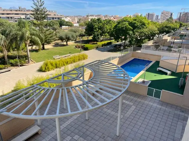 Pis amb piscina de lloguer a Avinguda Ausiàs March, imagen 3
