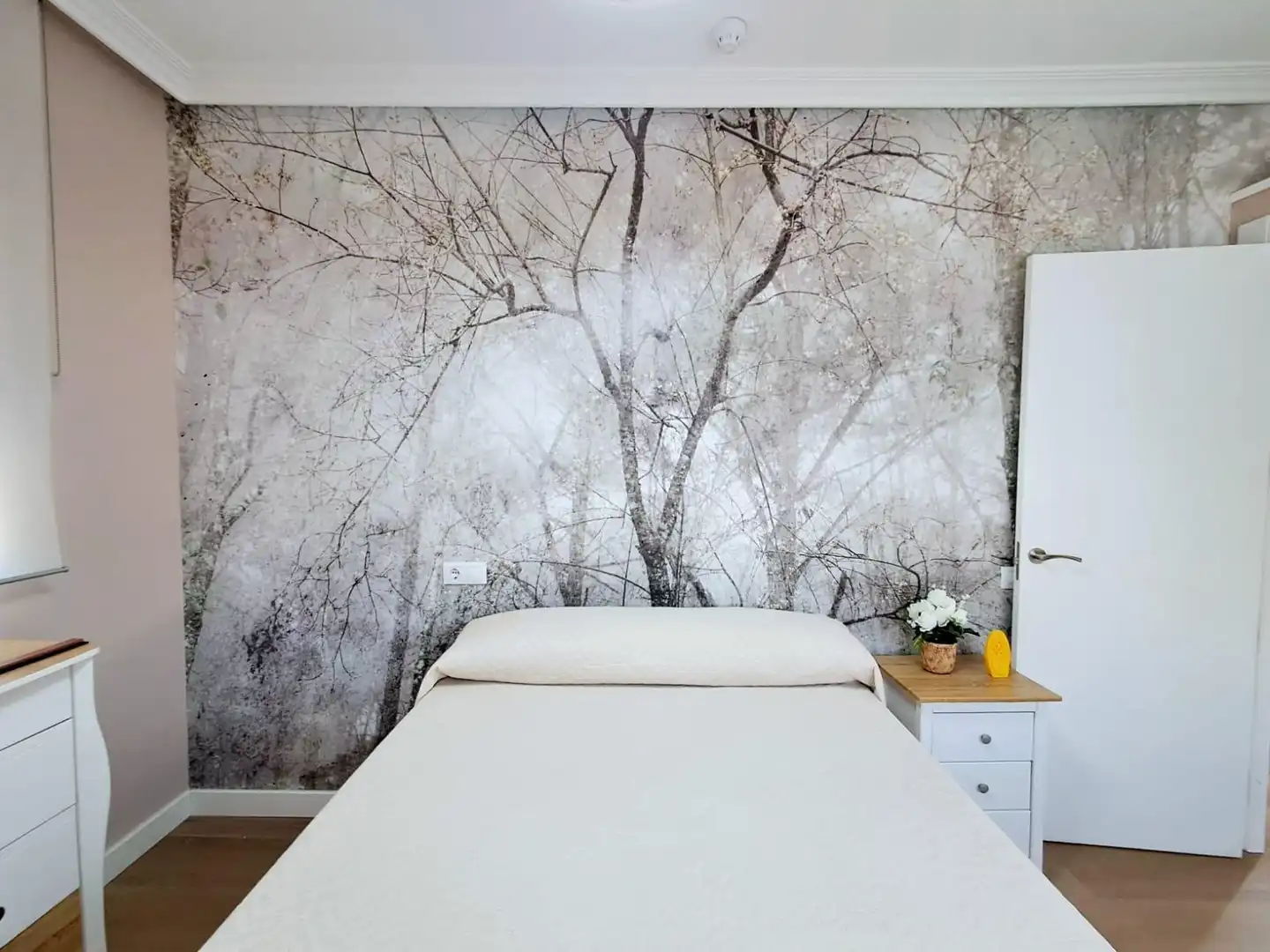 Habitación de Apartamento en venta en Águilas con Aire acondicionado, Calefacción y Jardín privado