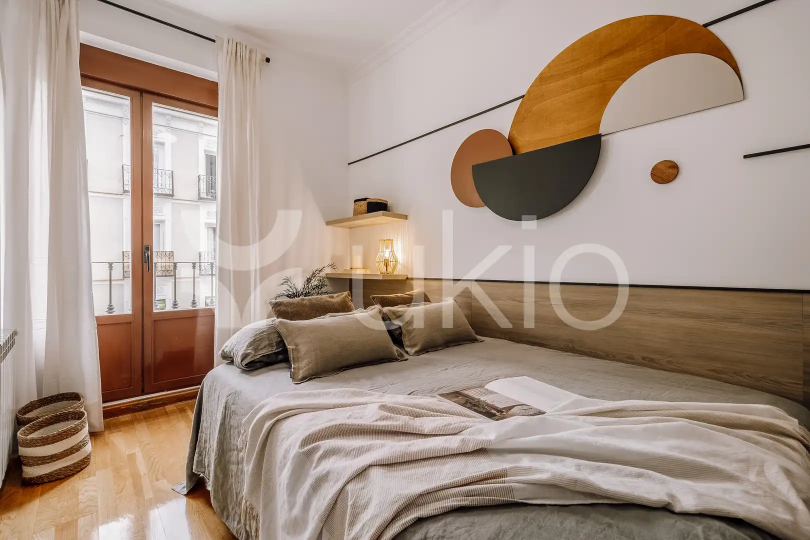 Schlafzimmer von Wohnungen zur Miete in Madrid mit Klimaanlage, Heizung und Möbliert