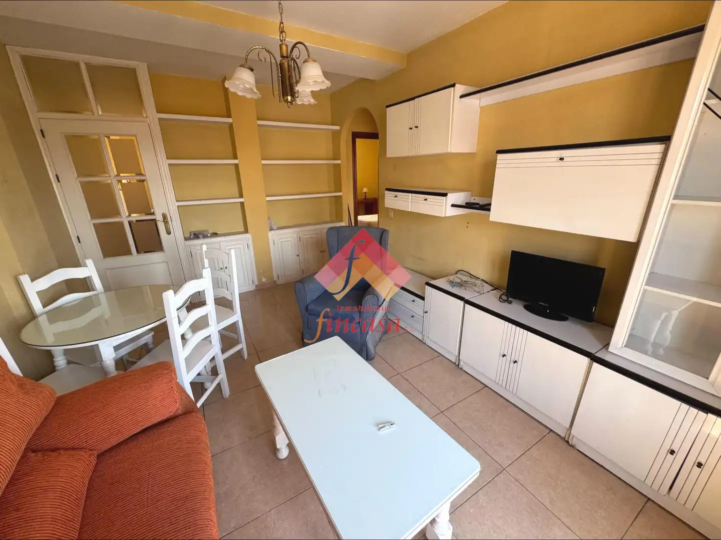 Sala de estar de Piso en venta en Ronda con Calefacción, Amueblado y Balcón