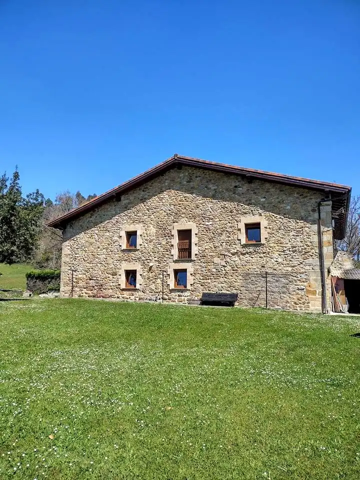 Country house zum Verkauf in Barrio de Arriba, Reocín