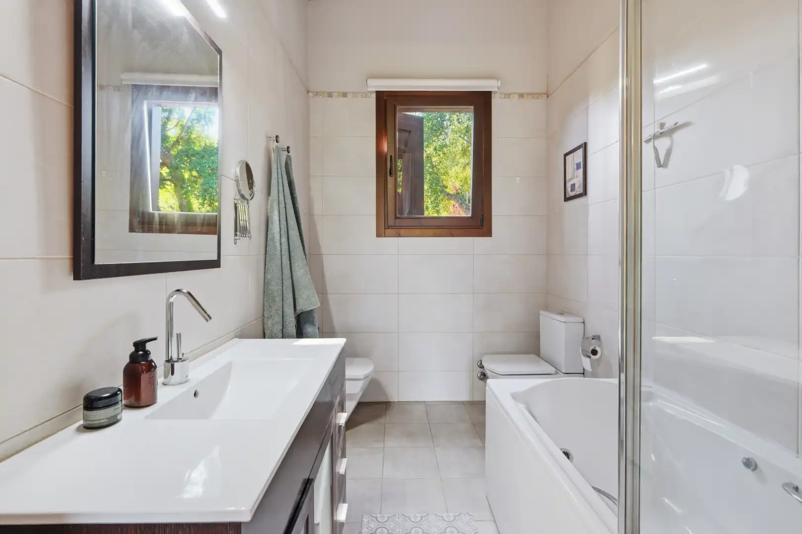 Badezimmer von Haus oder Chalet zum Verkauf in Vidreres mit Klimaanlage, Heizung und Privatgarten