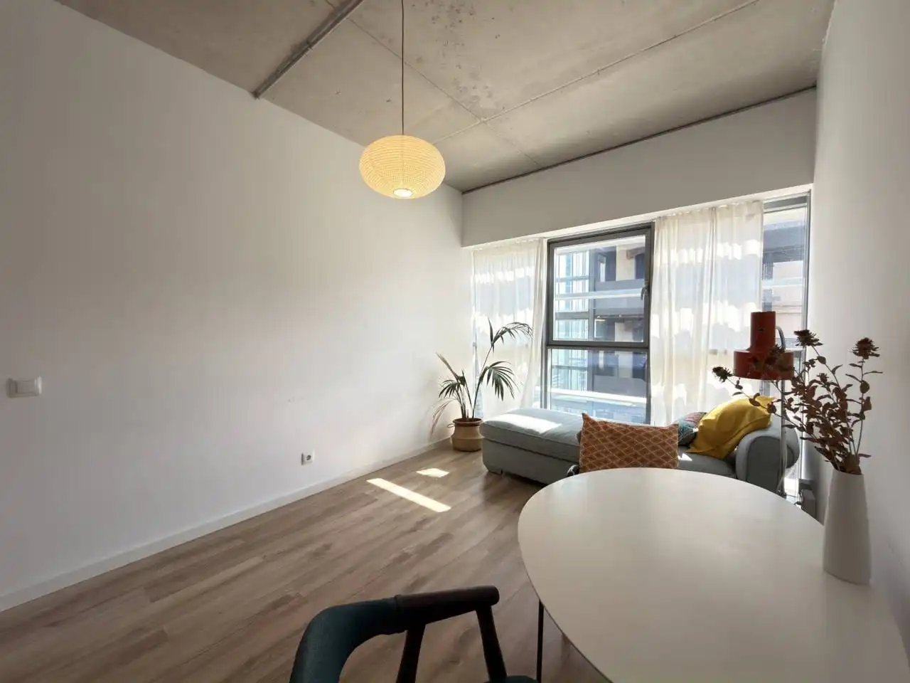 Sala de estar de Oficina de alquiler en Barcelona con Aire acondicionado, Calefacción y Alarma