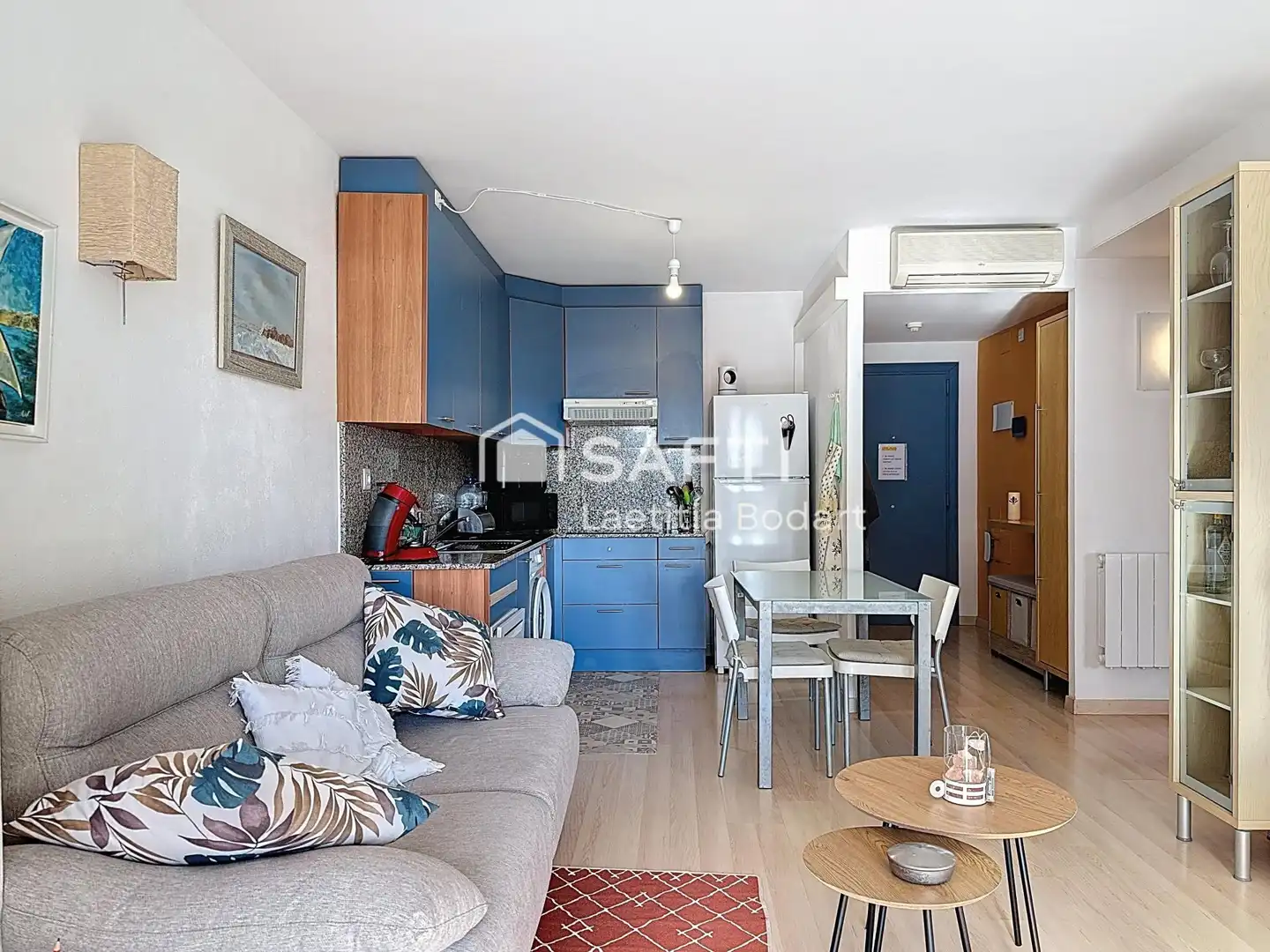 Sala d'estar de Apartament en venda en Roses amb Aire condicionat, Calefacció i Terrassa