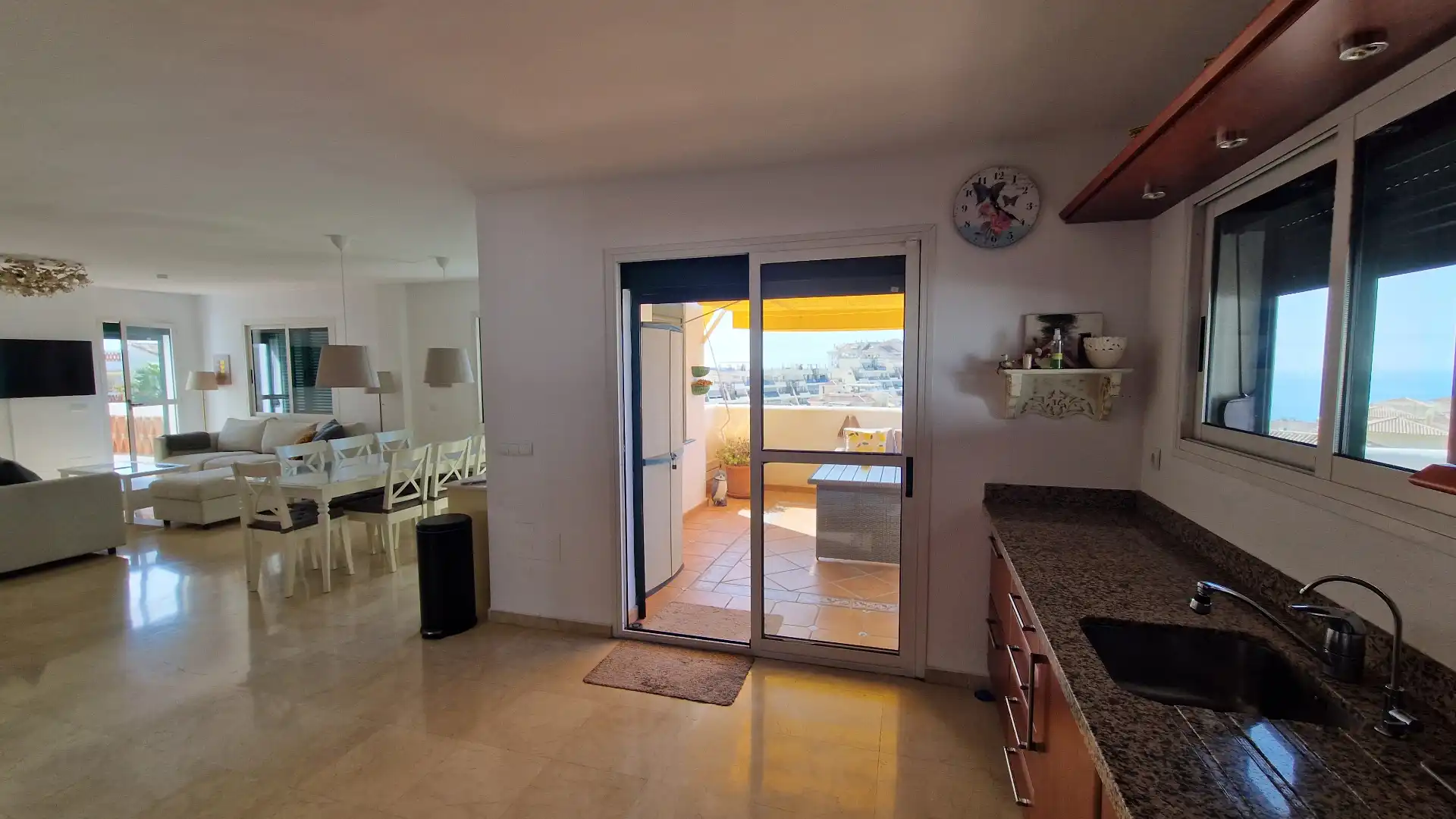 Kitchen of Attic for sale in Benalmádena  with Air Conditioner, Heating and Terrace