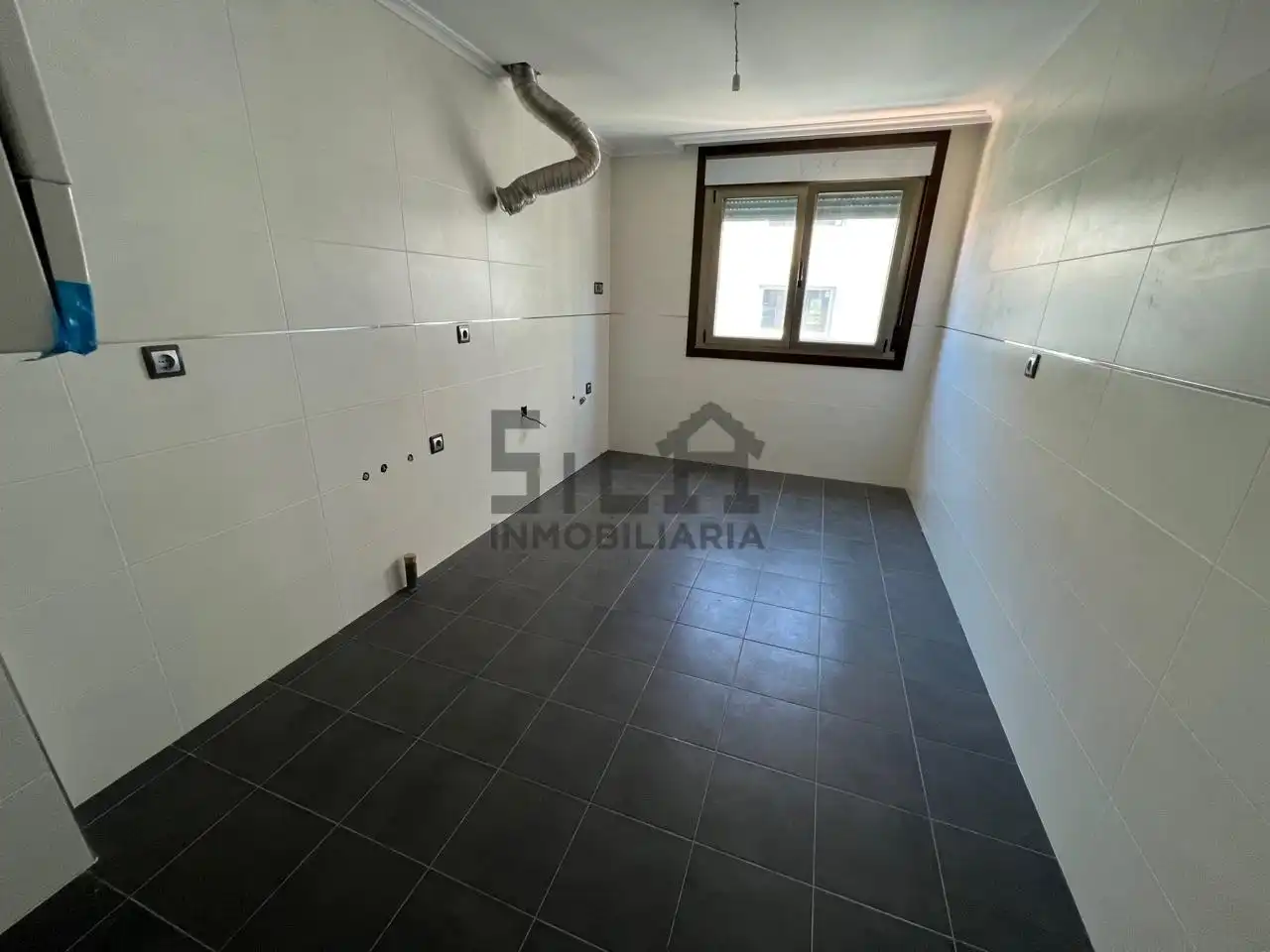 Parking de Piso en venta en O Carballiño   con Calefacción, Trastero y Balcón