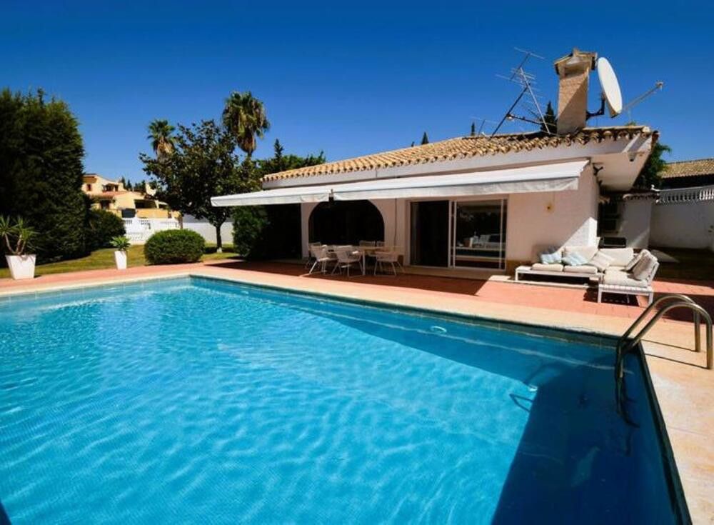 House or chalet for sale in El Faro de Calaburra - Chaparral