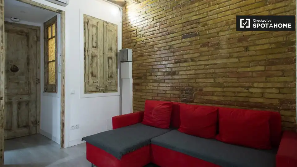 Flat with terrace to rent in Gràcia, imagen 3