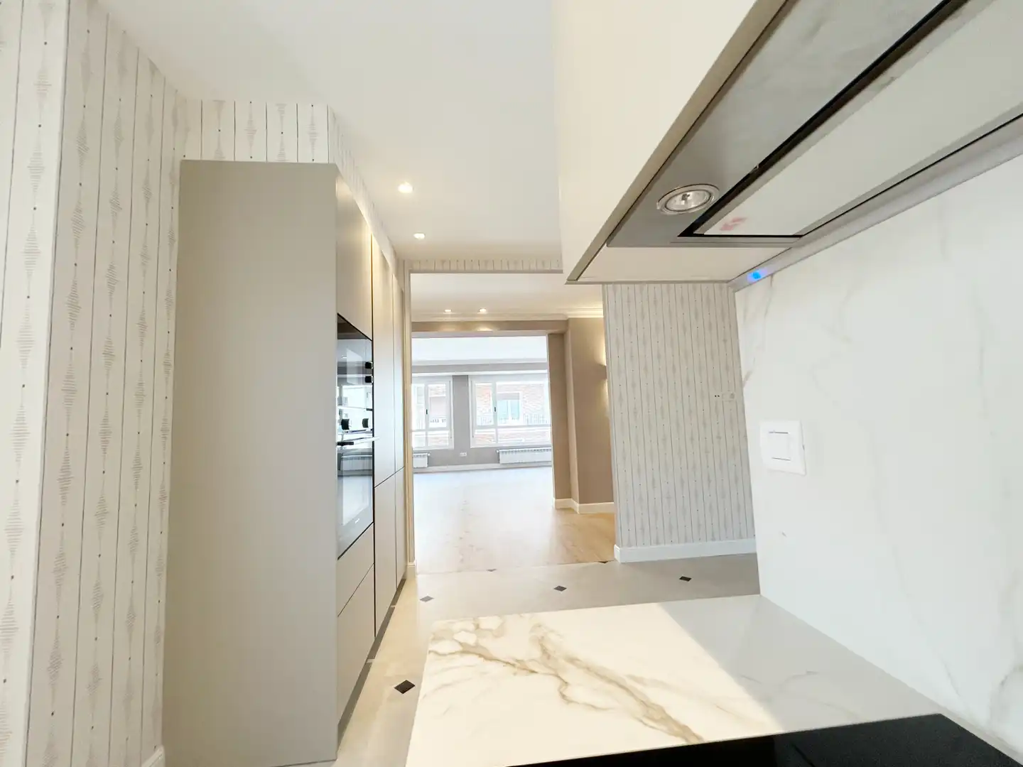 Cocina de Piso en venta en Vitoria - Gasteiz con Calefacción, Trastero y Horno