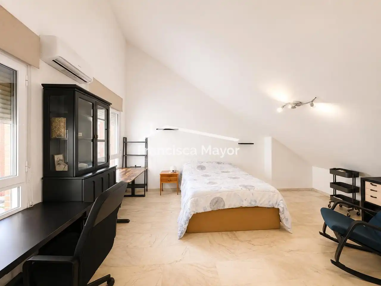 Dormitori de Dúplex en venda en Valencia amb Aire condicionat, Terrassa i Moblat