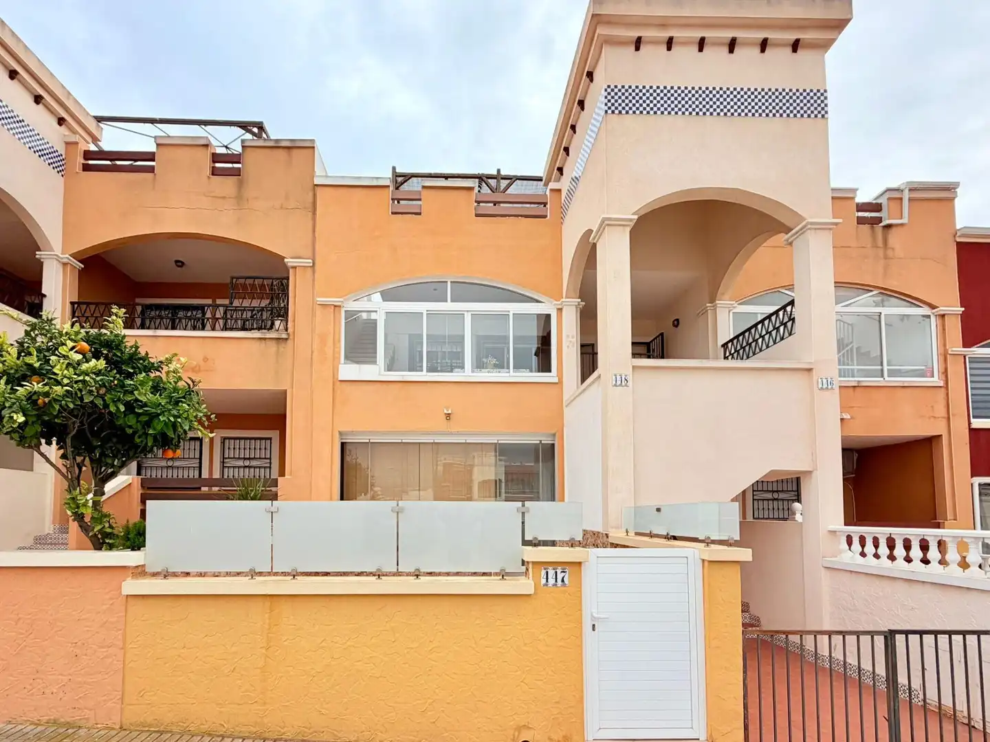 Bungalow amb piscina en venda a Calle de lago de sanabria, imagen 5