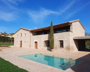 Vista exterior de Finca rústica en venda en Bàscara amb Aire condicionat, Terrassa i Piscina