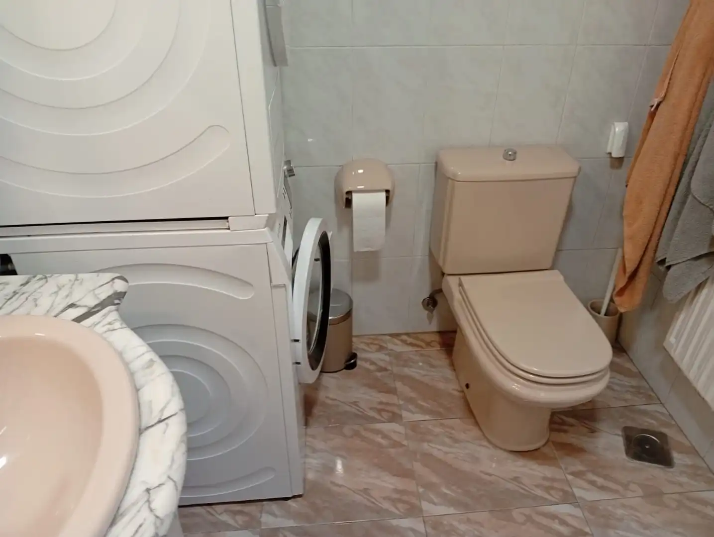 Baño de Piso en venta en Gijón  con Calefacción, Parquet y Terraza