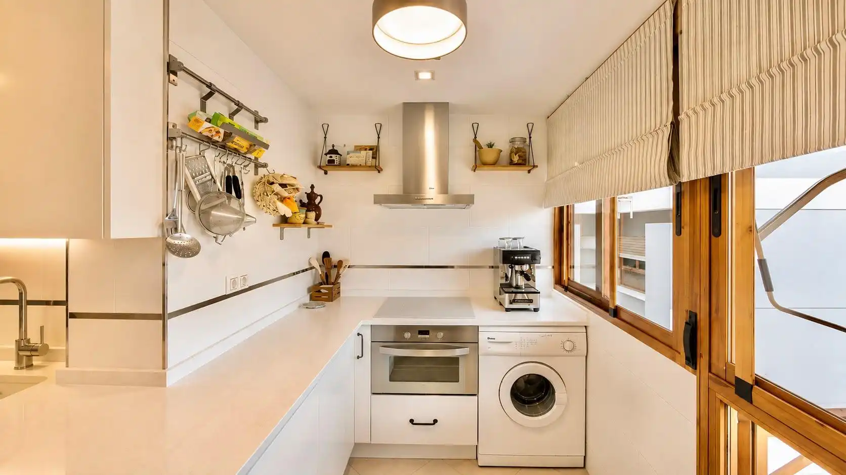 Cuina de Apartament en venda en Fuenlabrada amb Aire condicionat, Calefacció i Jardí privat