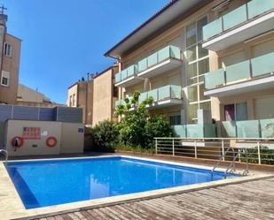 Swimming pool of Flat for sale in Sant Cugat del Vallès  with Air Conditioner, Heating and Private garden