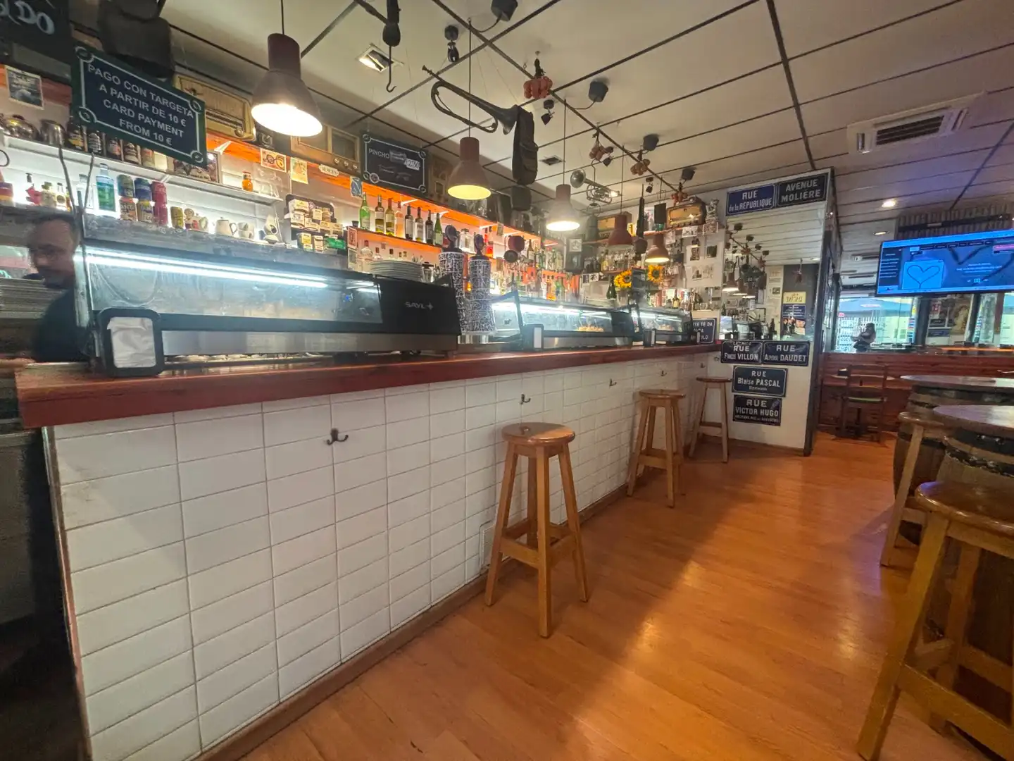 Business premises for transfer in Sants - Montjuïc, imagen 8