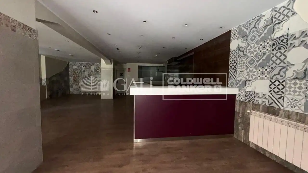 Local comercial de lloguer a Avenida Avinguda de Fiter i Rossell 33, imagen 5