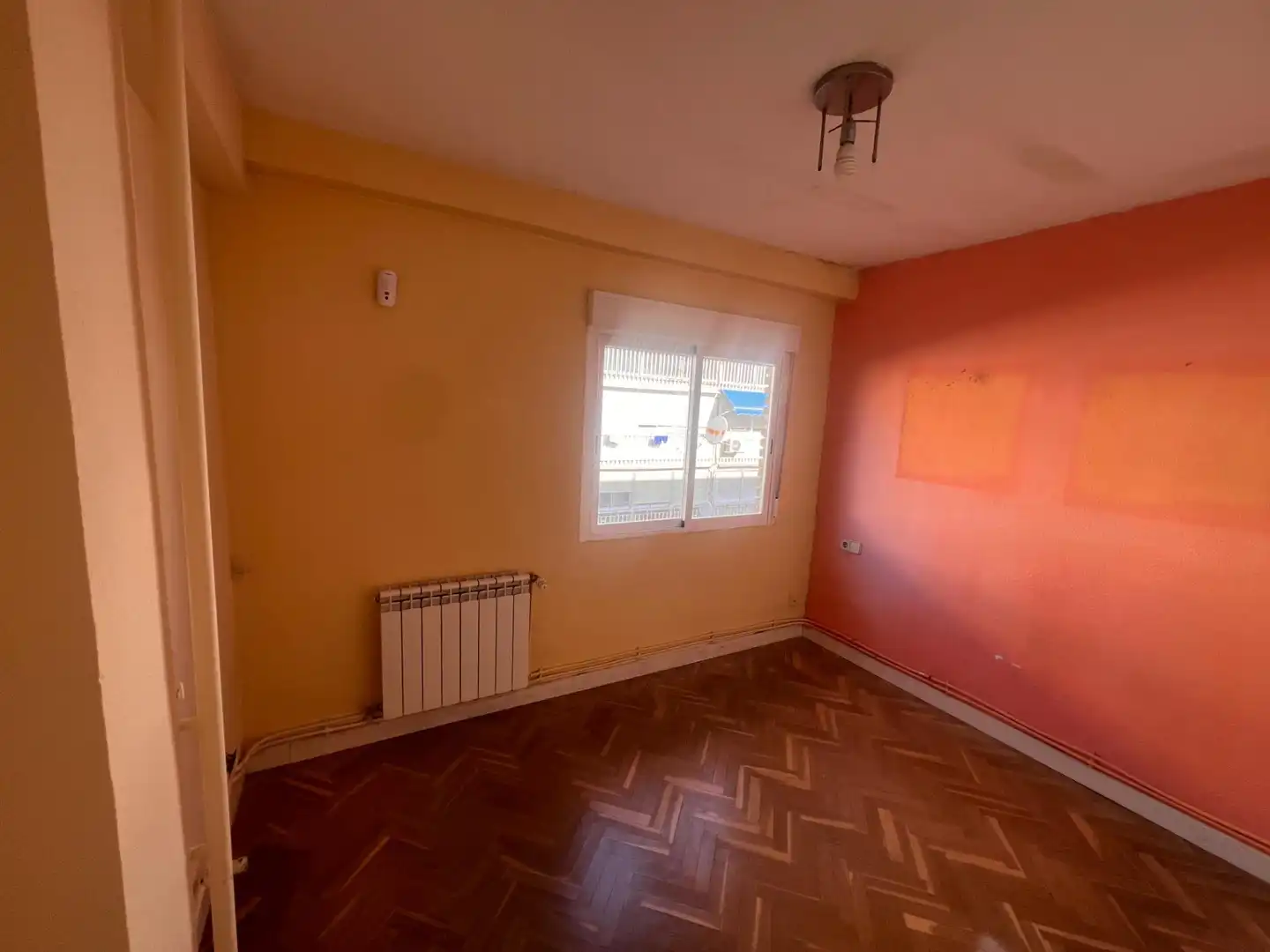 Habitación de Apartamento en venta en Parla