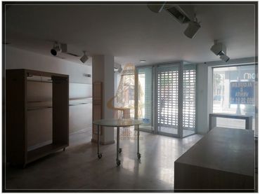Business premises to rent in Centro