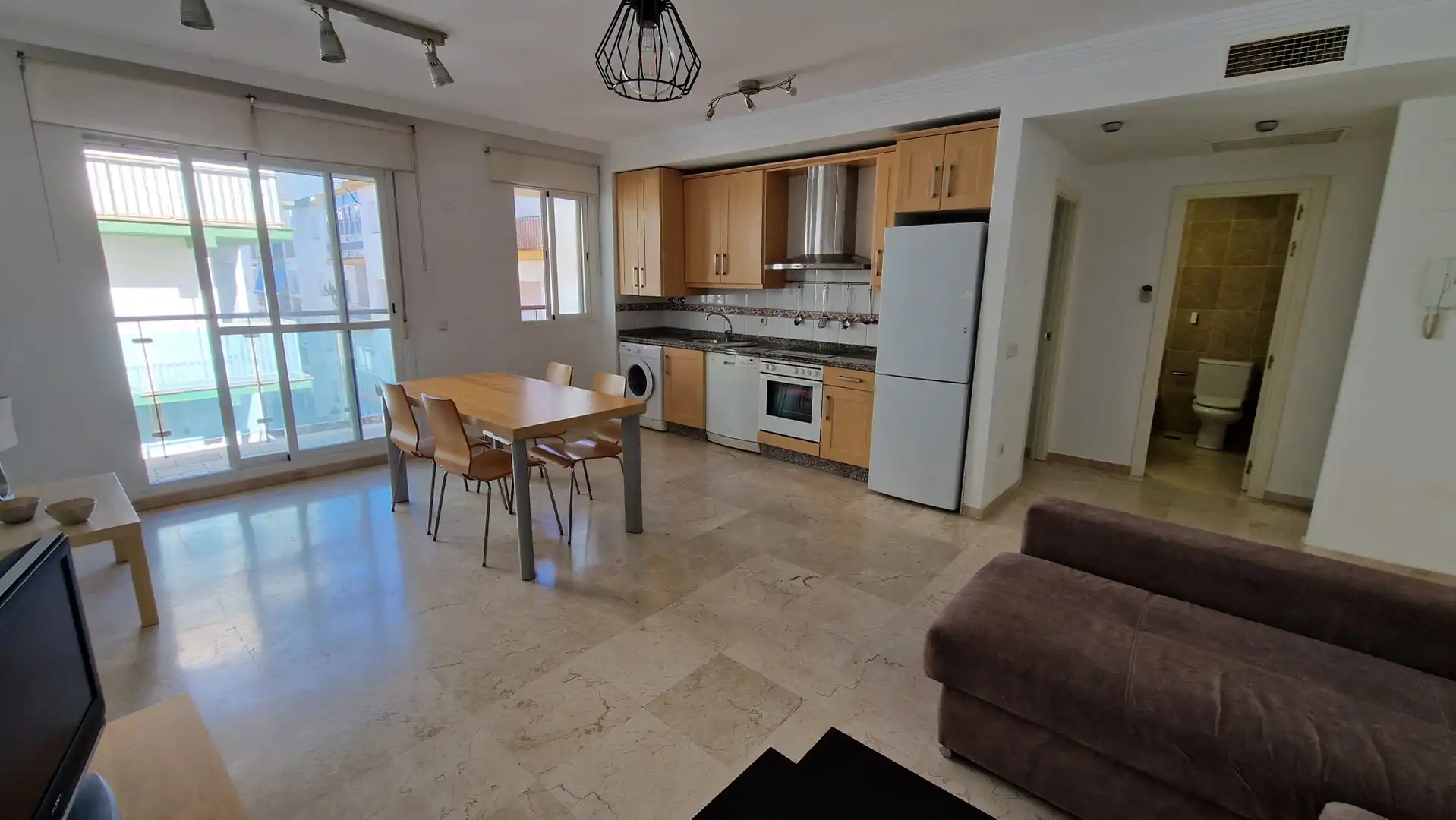 Cuina de Apartament en venda en Estepona amb Aire condicionat, Terrassa i Moblat